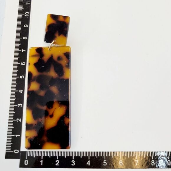 Brand New Forever 21 Leopard Pattern Earrings - Picture 5 of 5
